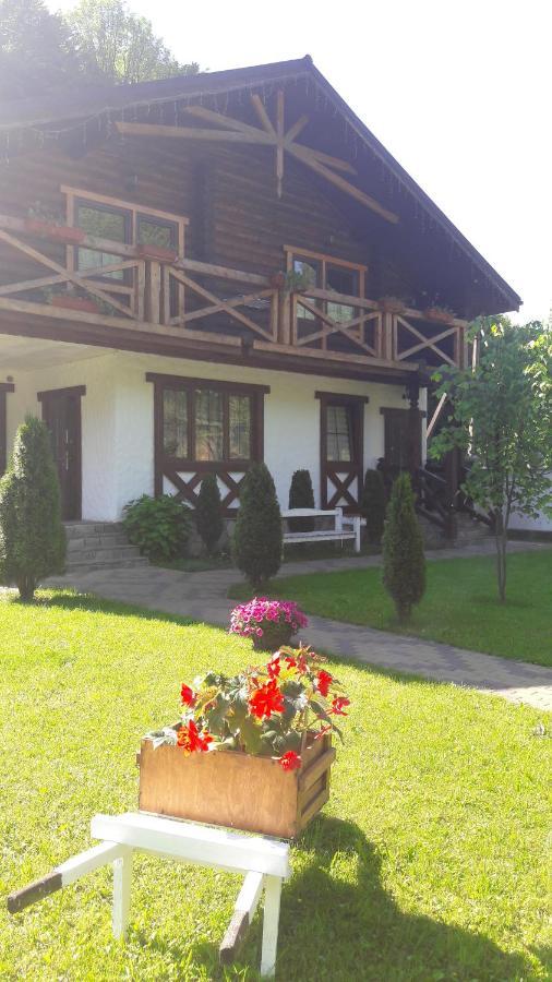U Druziv Hotel Polyana  Luaran gambar