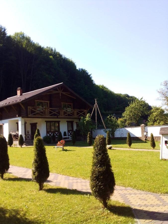 U Druziv Hotel Polyana  Luaran gambar