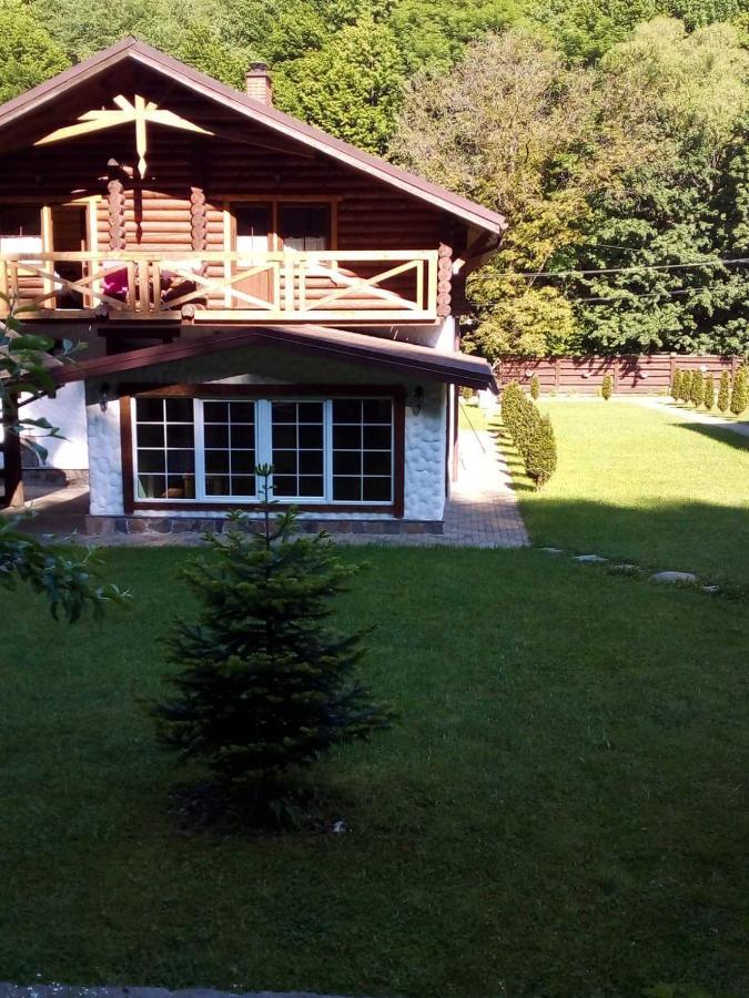 U Druziv Hotel Polyana  Luaran gambar