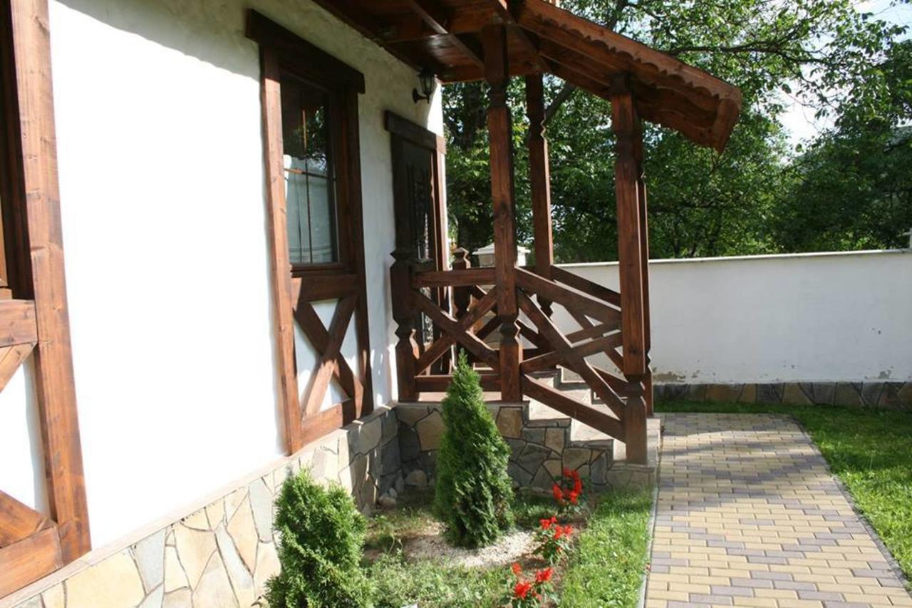 U Druziv Hotel Polyana  Luaran gambar